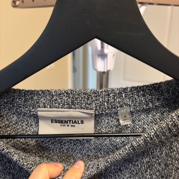 Essentials fear of god S sweater - Picture 2 of 4